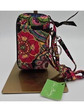 NWT Vera Bradley Floral All In One Cell Phone Holder Wristlet